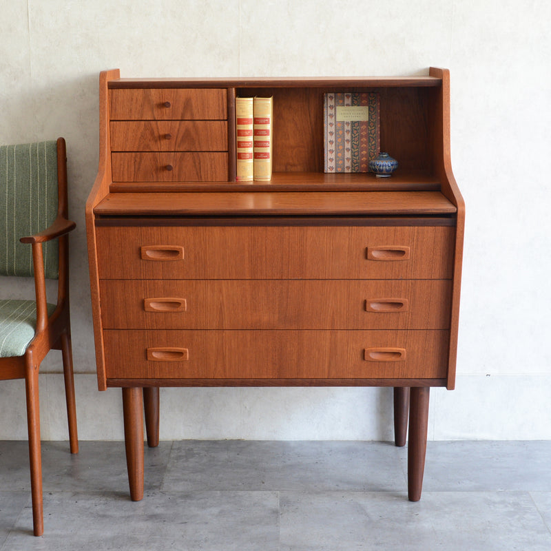デンマークヴィンテージ　チーク ビューロー /ドレッサー 3-39 (鏡新品交換済)