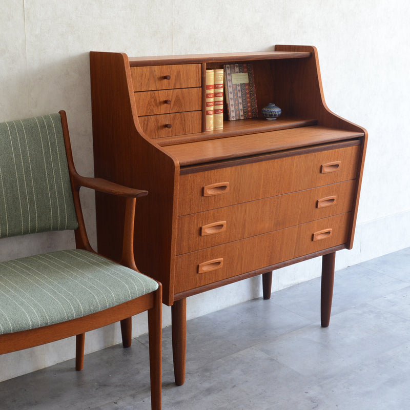 デンマークヴィンテージ　チーク ビューロー /ドレッサー 3-39 (鏡新品交換済)