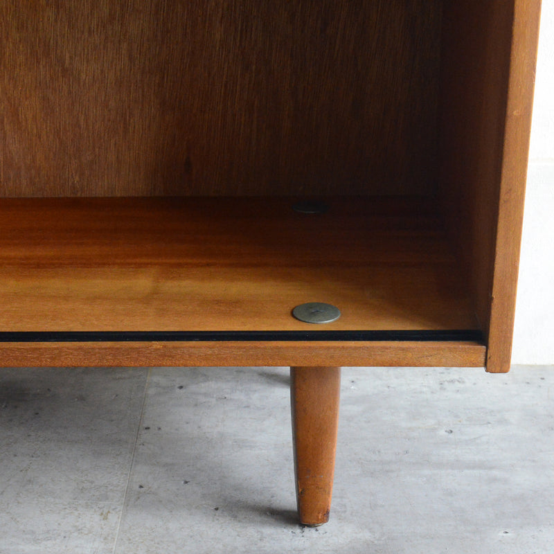 AVALONアバロン ガラスキャビネット56  (抽斗・フラップ扉付）