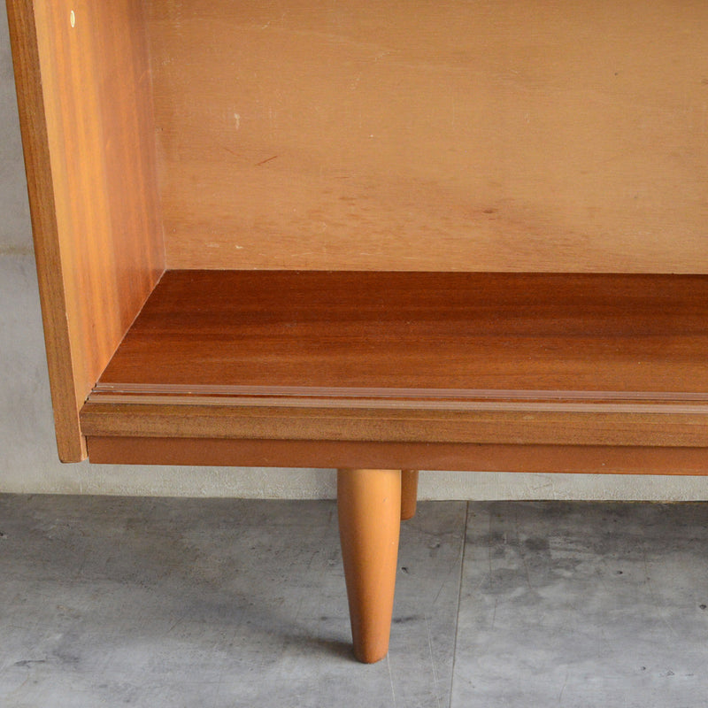 ミッドセンンチュリー ヴィンテージ　ガラスキャビネット 98(木扉付）