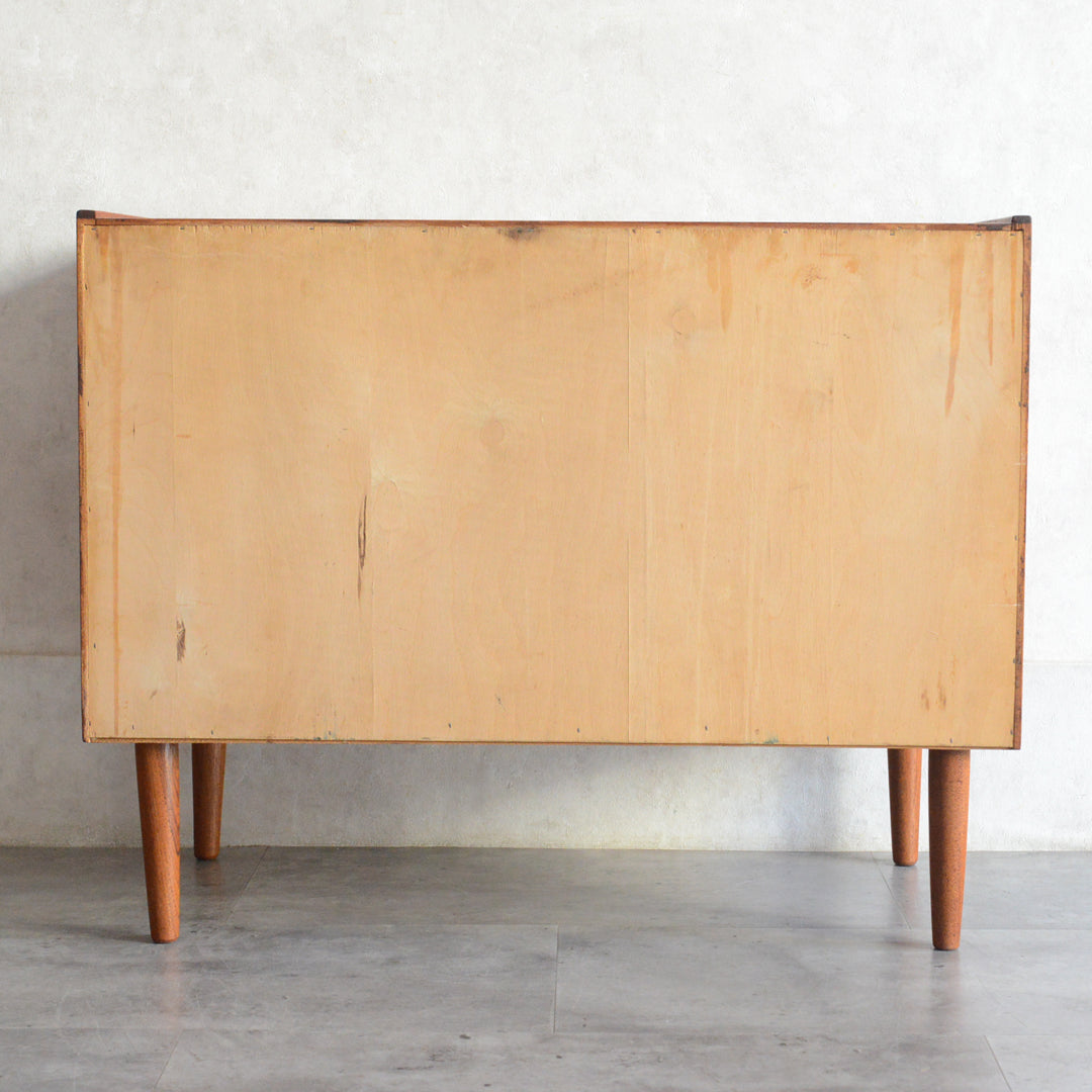 デンマークヴィンテージ  チーク３段チェスト5-148