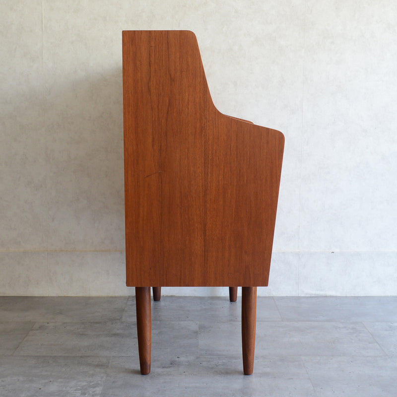 デンマークヴィンテージ　チーク ビューロー /ドレッサー 3-39 (鏡新品交換済)