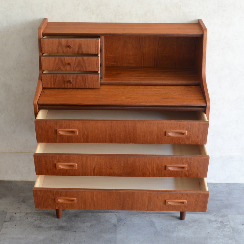 デンマークヴィンテージ　チーク ビューロー /ドレッサー 3-39 (鏡新品交換済)