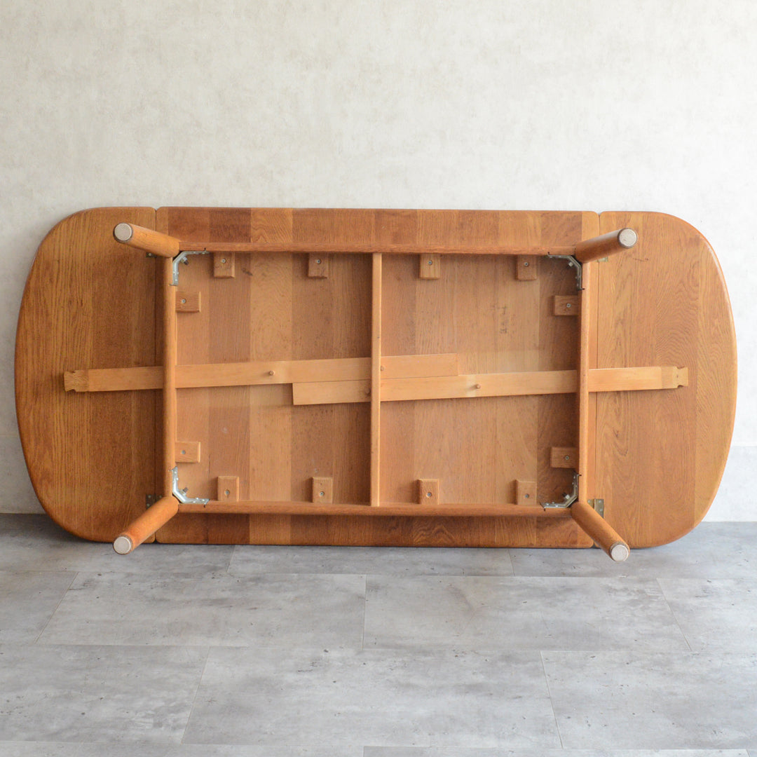 Hans J. Wegner GE82/85  拡張式オークローテーブル8-49