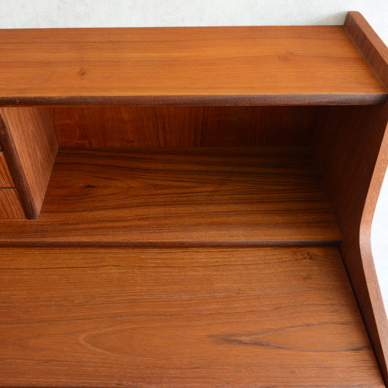 デンマークヴィンテージ　チーク ビューロー /ドレッサー 3-39 (鏡新品交換済)