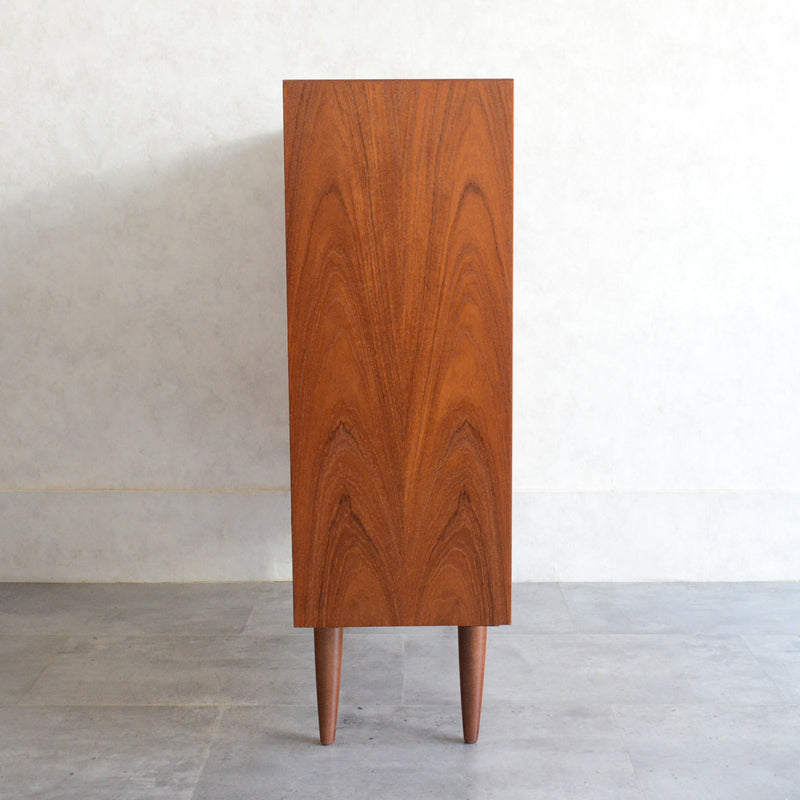 デンマーク ヴィンテージ チーク シェルフ 5-65　（木扉付）