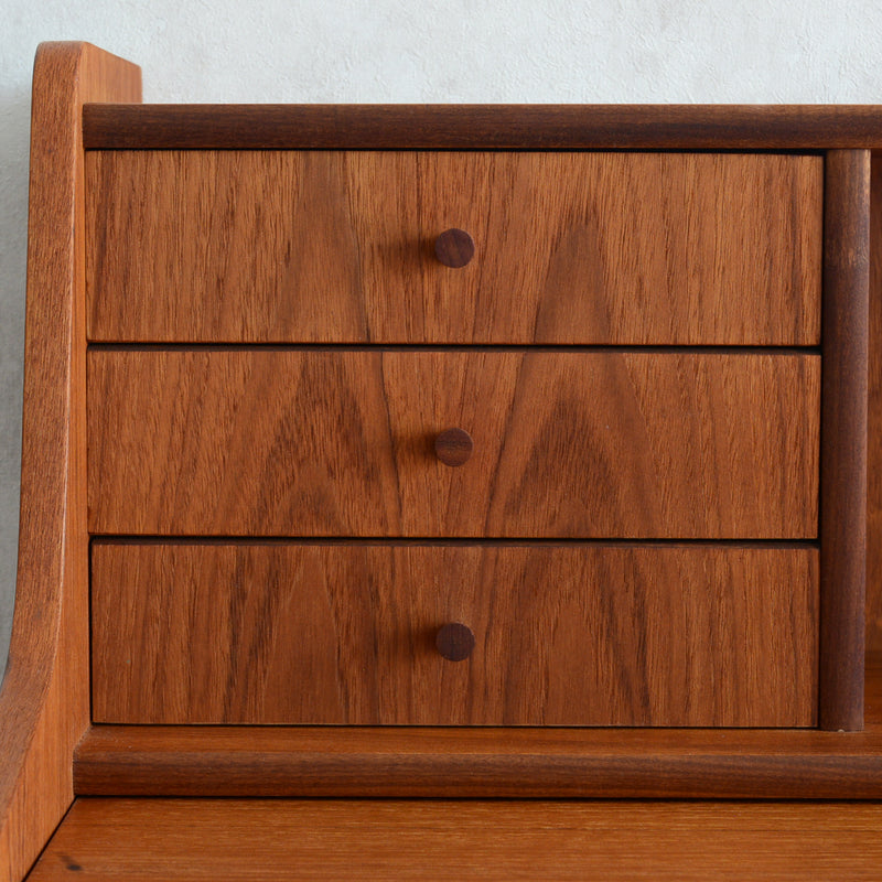 デンマークヴィンテージ　チーク ビューロー /ドレッサー 3-39 (鏡新品交換済)