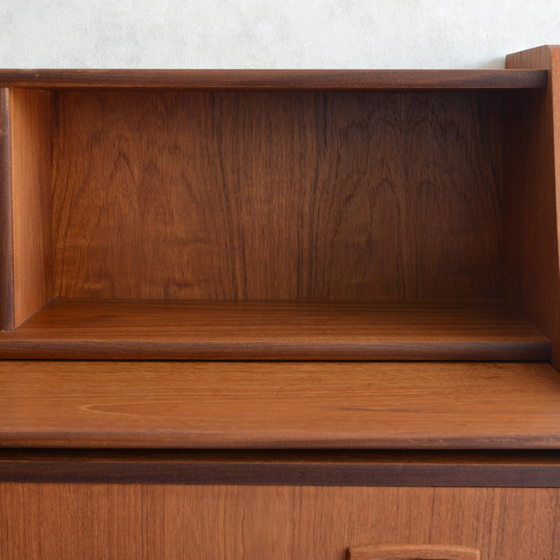 デンマークヴィンテージ　チーク ビューロー /ドレッサー 3-39 (鏡新品交換済)