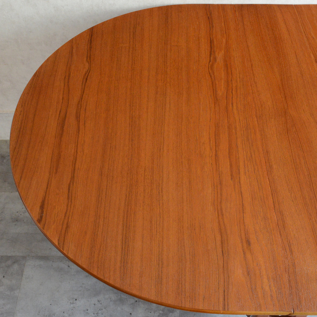 Jentique ジェンティーク　ゲートレッグテーブル 45（オーバル・天板剝離再塗装済）