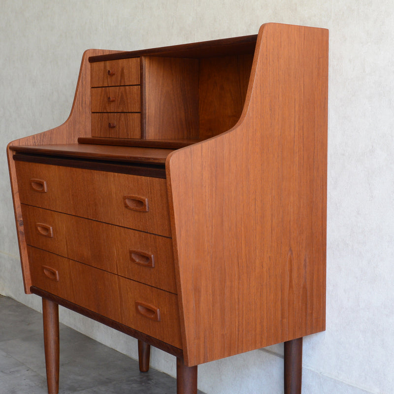 デンマークヴィンテージ　チーク ビューロー /ドレッサー 3-39 (鏡新品交換済)