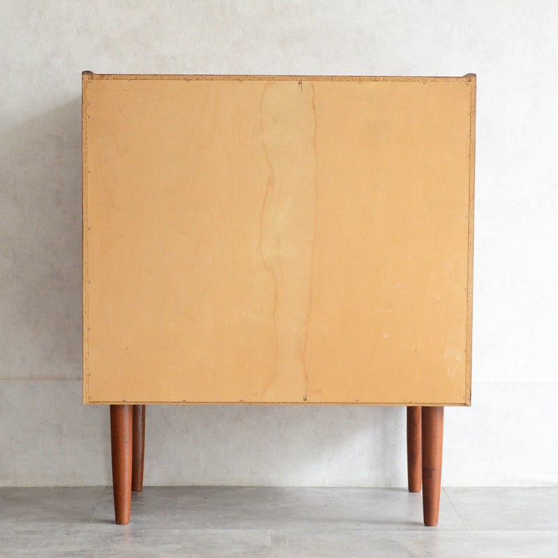 デンマークヴィンテージ  チーク ４段チェスト D-13