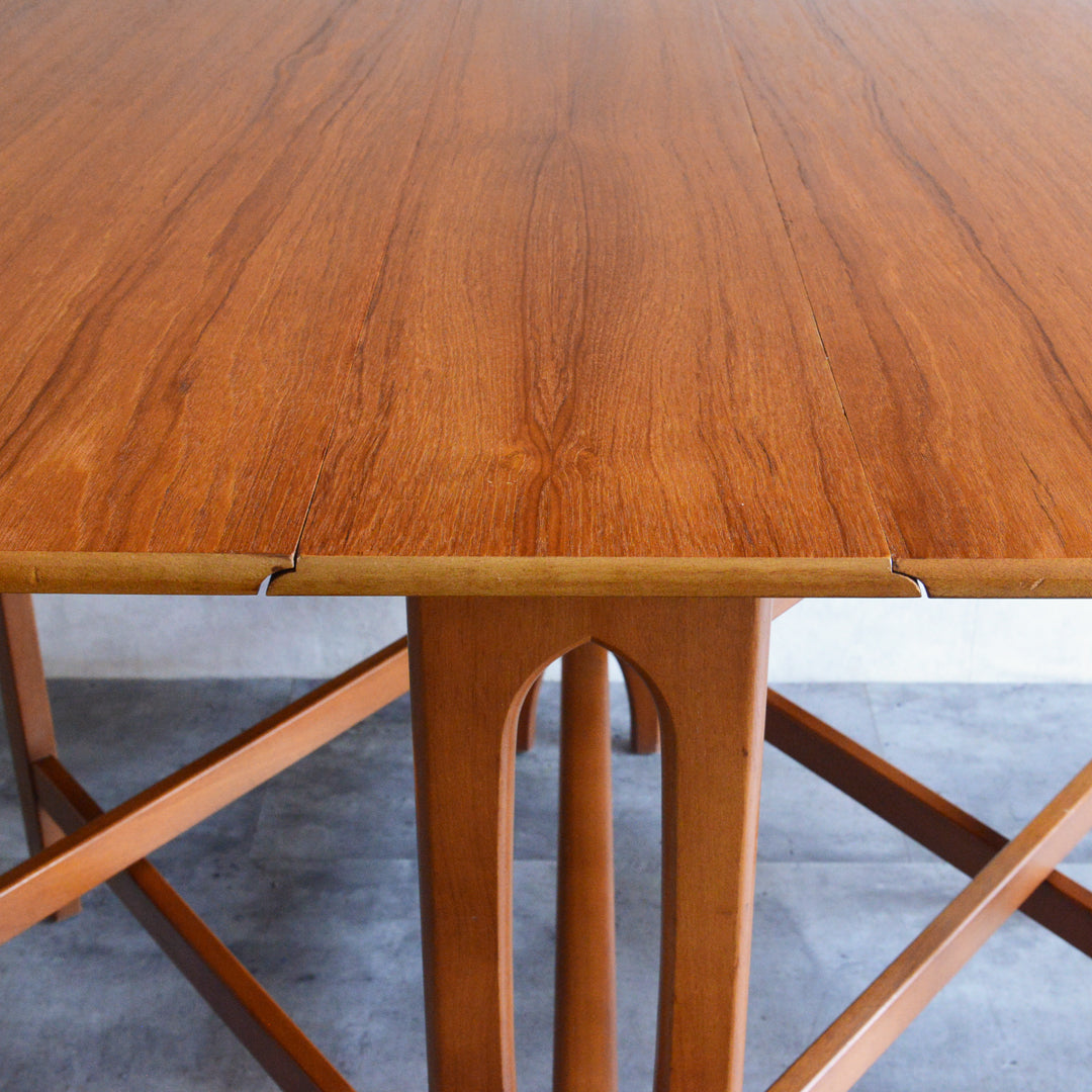 Jentique ジェンティーク　ゲートレッグテーブル 45（オーバル・天板剝離再塗装済）