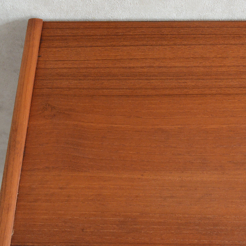 デンマークヴィンテージ  チーク ４段チェスト D-13