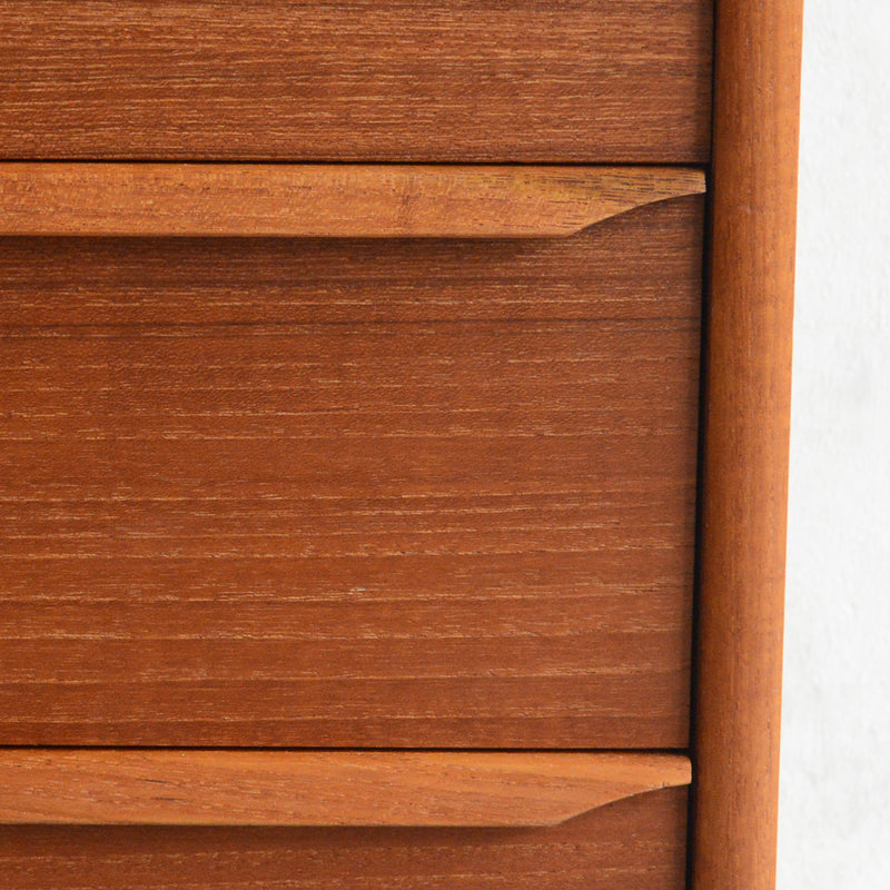 デンマークヴィンテージ  チーク ４段チェスト D-13