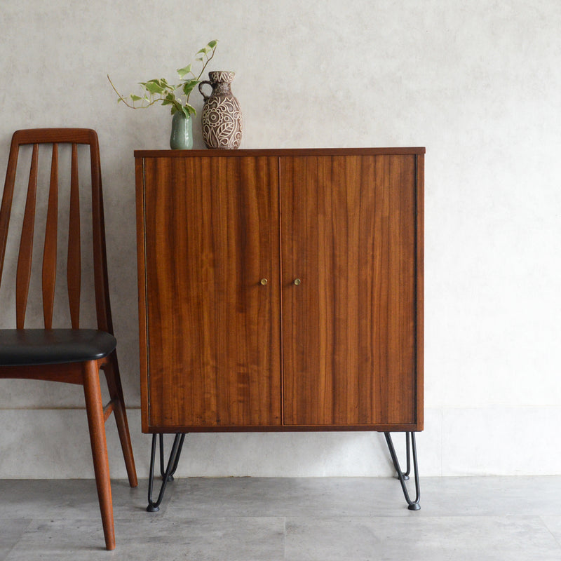 Morris of Glasgow(モーリス オブ グラスゴー )　ナローキャビネット01(天板剝離再塗装）