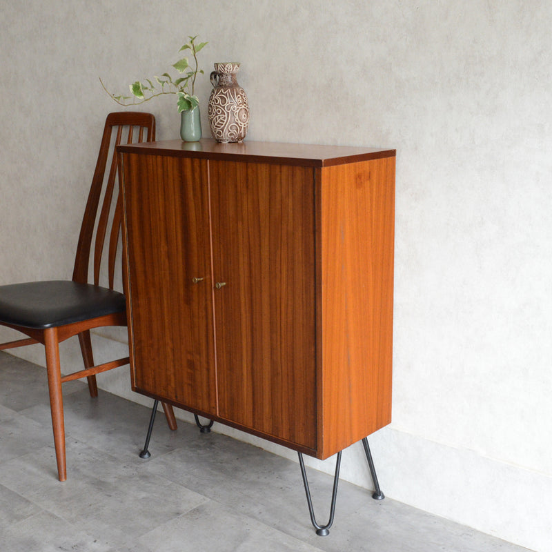 Morris of Glasgow(モーリス オブ グラスゴー )　ナローキャビネット01(天板剝離再塗装）