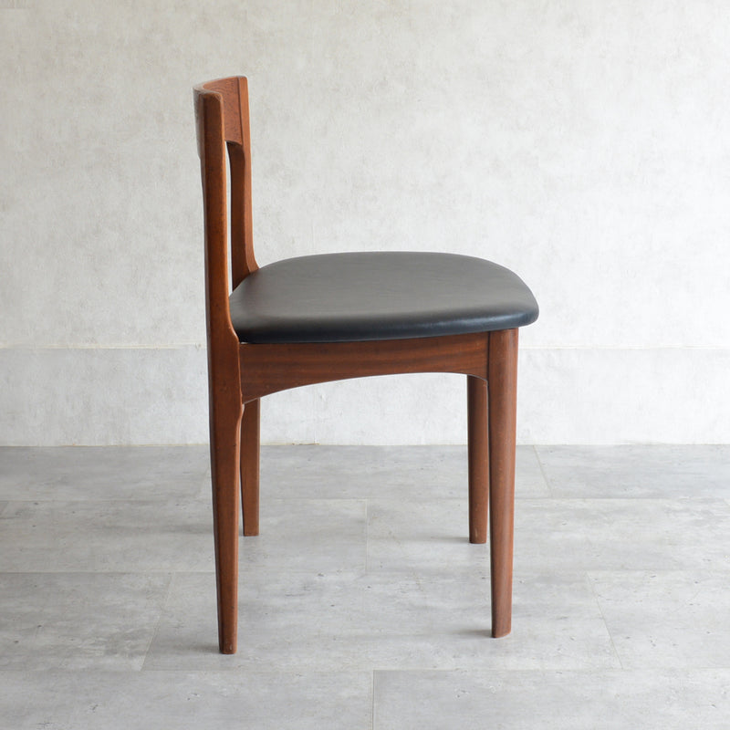 Nathan ネイサン ダイニングチェア ２脚セットS38(座面張替済)