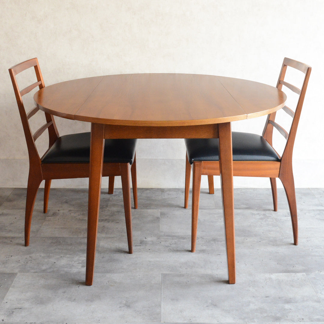 ミッドセンチュリー バタフライ ラウンド テーブル10（天板剥離再塗装済）