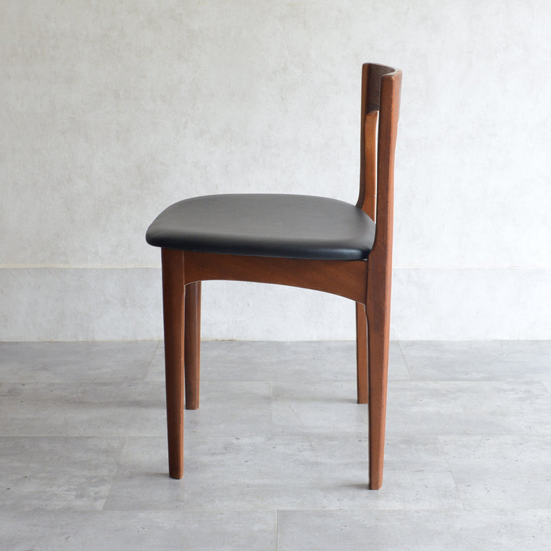 Nathan ネイサン ダイニングチェア ２脚セットS38(座面張替済)