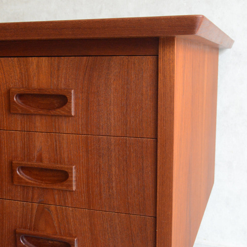 デンマークヴィンテージ チークデスク（鍵付） D-12