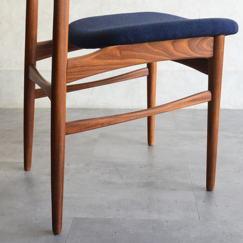 デンマークヴィンテージ チークダイニングチェア5-149 （ネイビー）