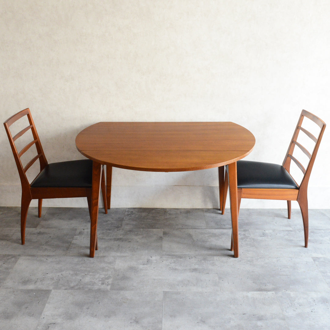 ミッドセンチュリー バタフライ ラウンド テーブル10（天板剥離再塗装済）