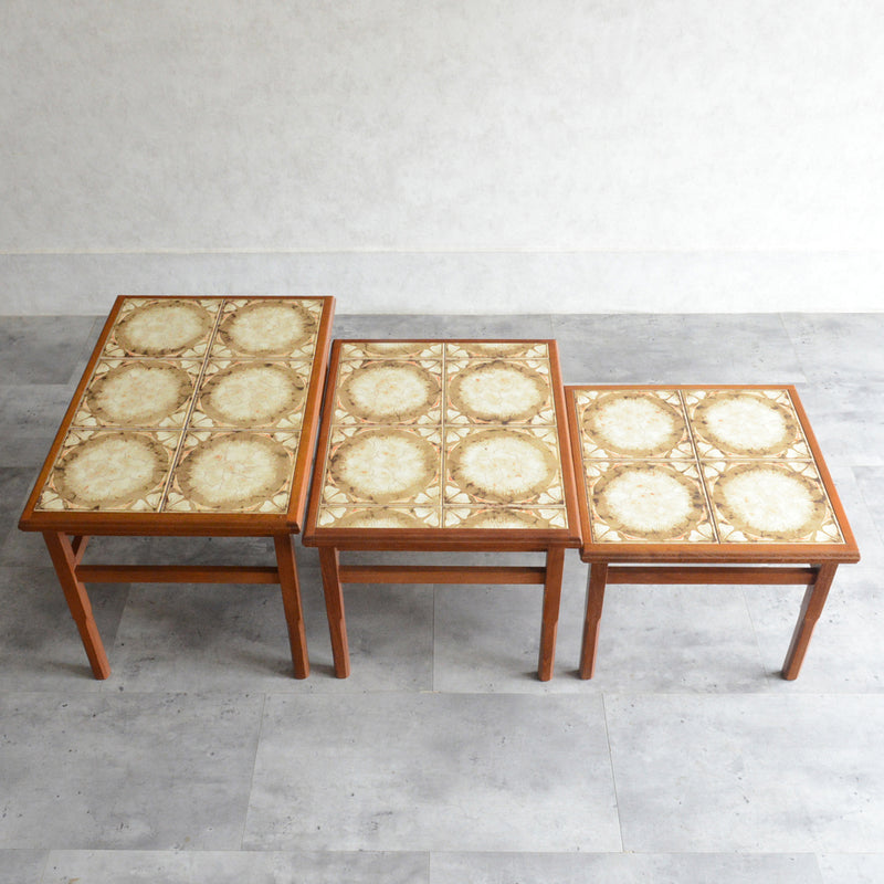 ミッドセンチュリー ヴィンテージ　タイルトップネストテーブル 14