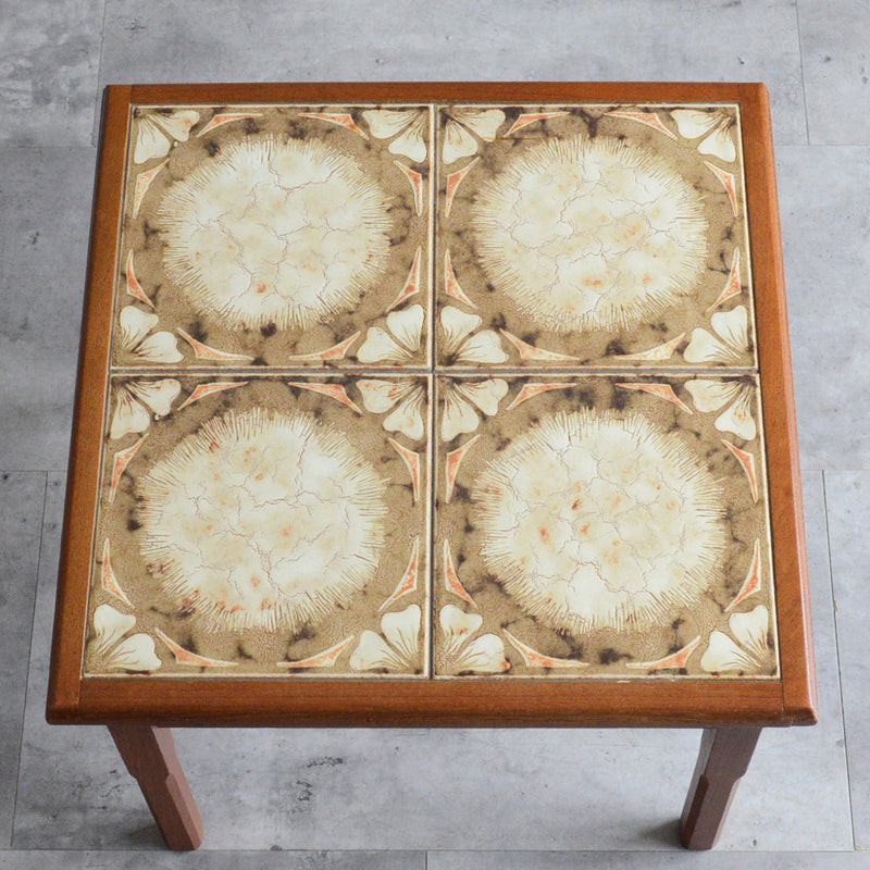 ミッドセンチュリー ヴィンテージ　タイルトップネストテーブル 14