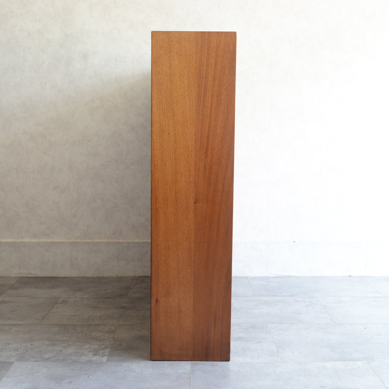 Herbert E. Gibbs ガラスキャビネット(木扉付）42