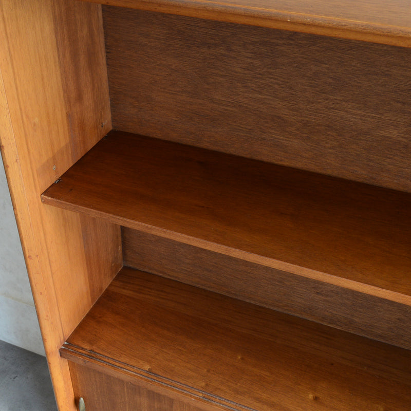 Herbert E. Gibbs ガラスキャビネット(木扉付）42