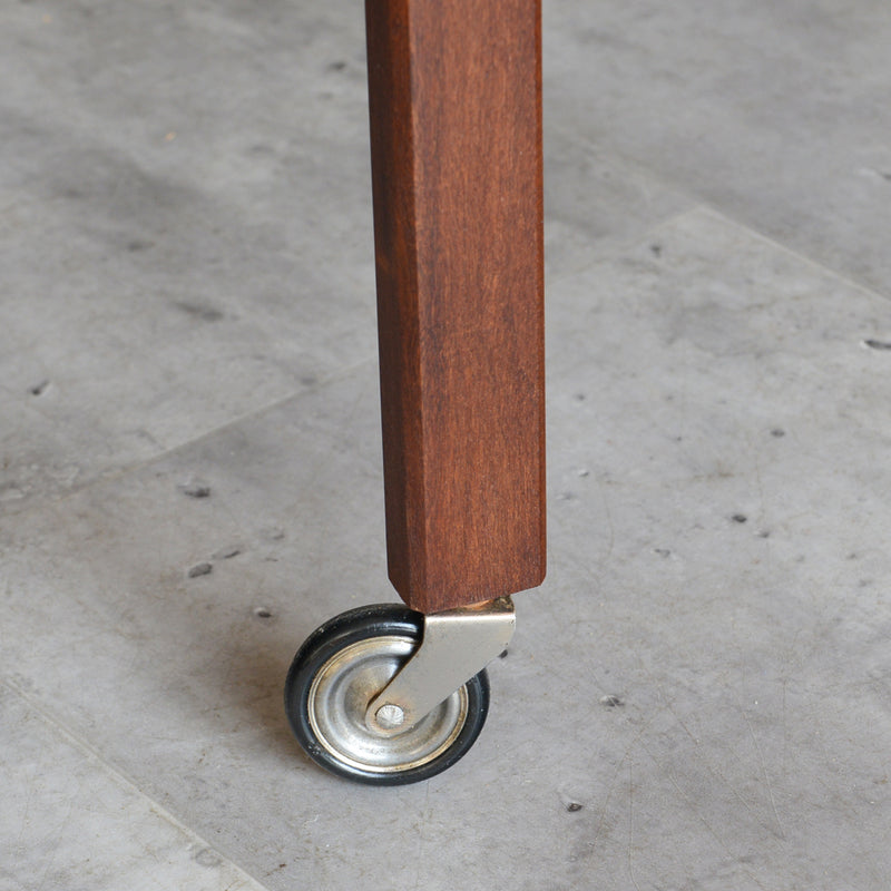 デンマークヴィンテージ　チーク ソーイングテーブル 3-38(オイル仕上）