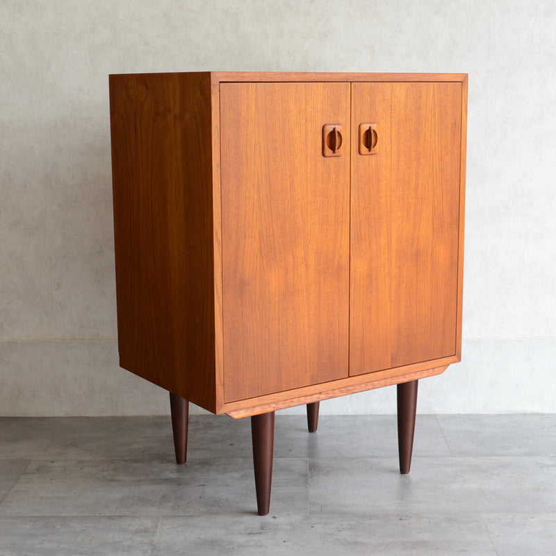 デンマークヴィンテージ チーク キャビネット5-22(オイル仕上）