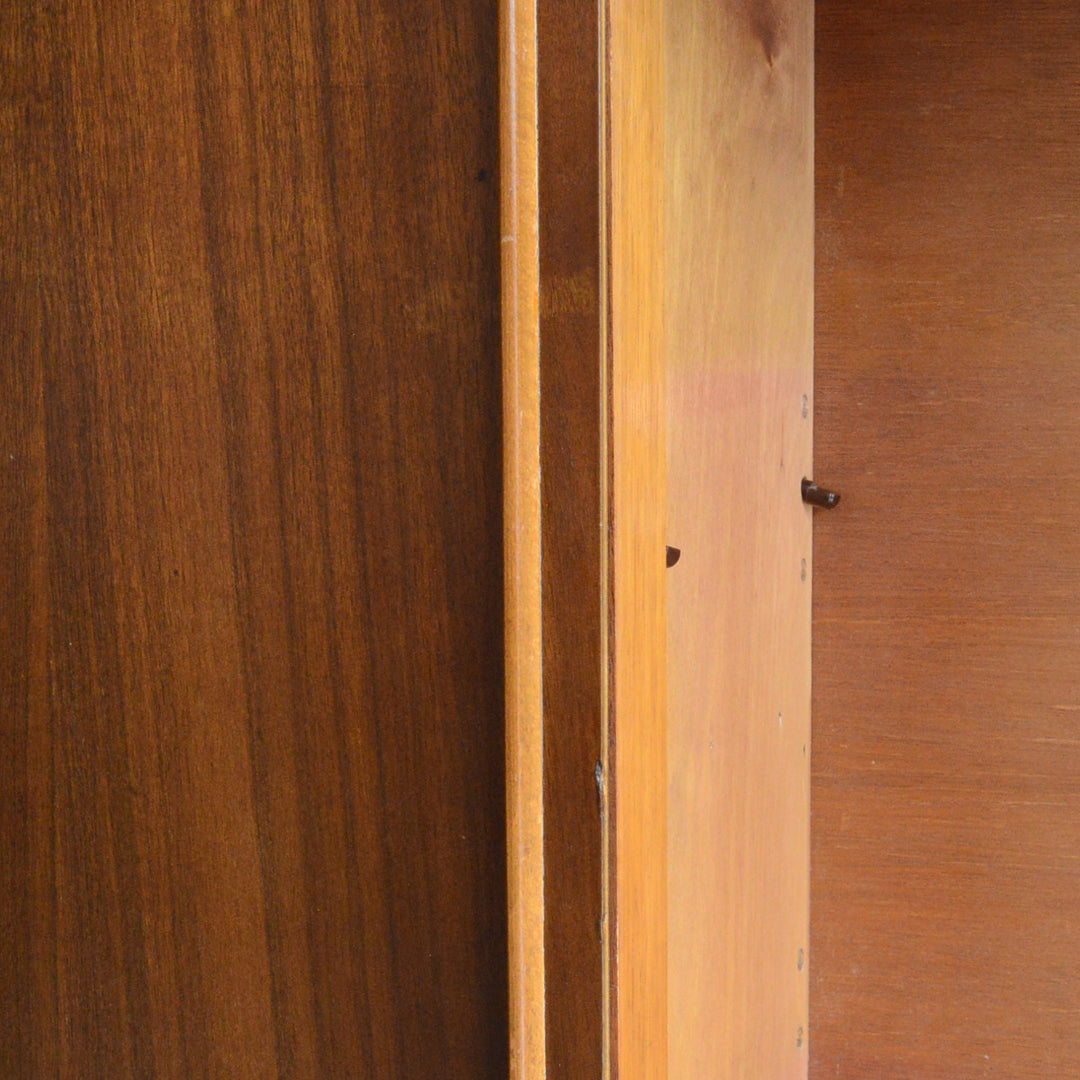 ミッドセンンチュリー ヴィンテージ　ガラスキャビネット 73(木扉付）