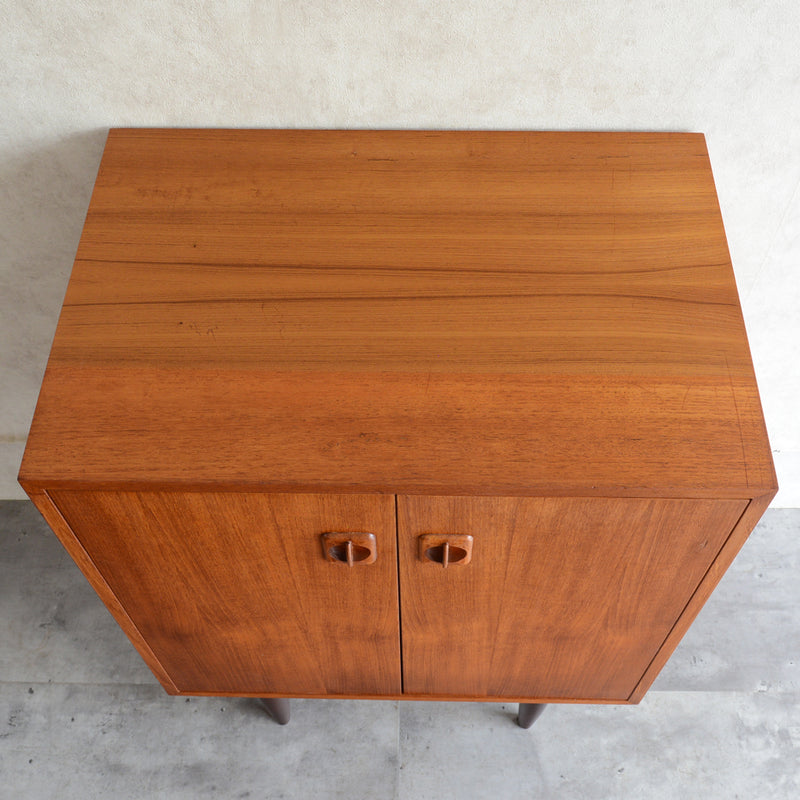 デンマークヴィンテージ チーク キャビネット5-22(オイル仕上）