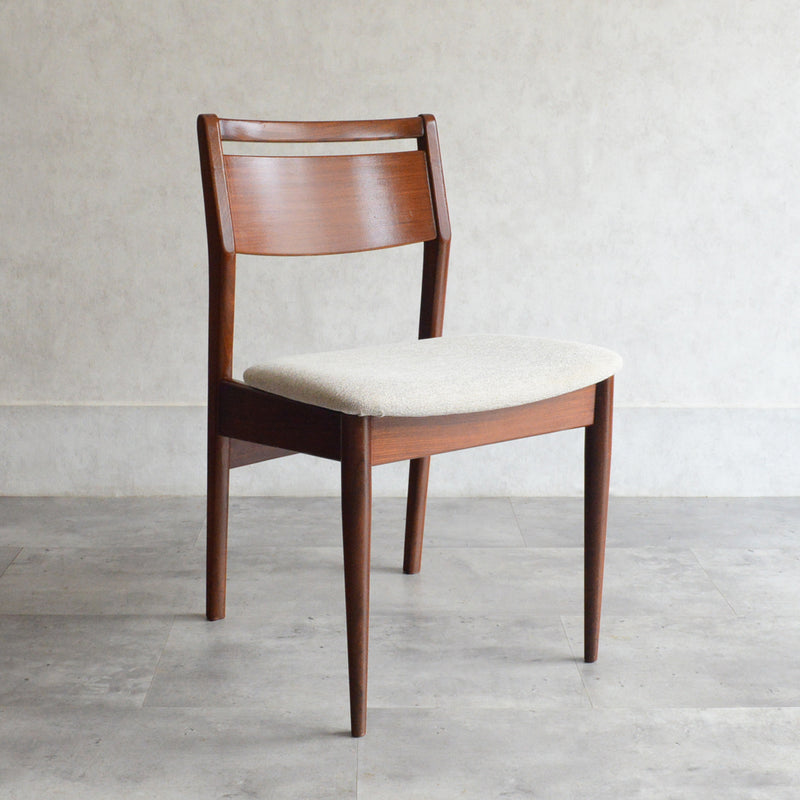 ヴィンテージ ダイニングチェア （アイボリー）07