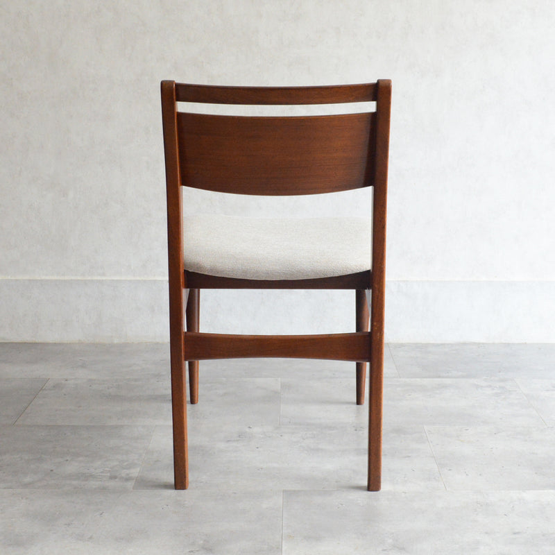 ヴィンテージ ダイニングチェア （アイボリー）07