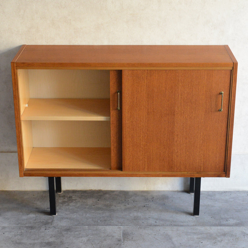 ドイツヴィンテージ　HILKER チークキャビネット(アイアンレッグ）