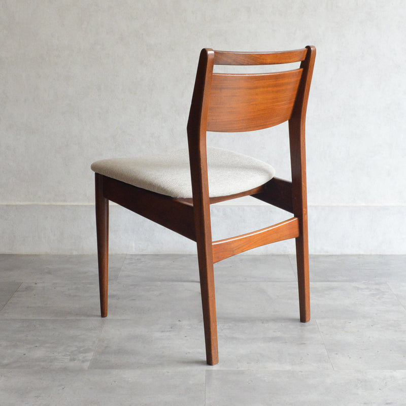 ヴィンテージ ダイニングチェア （アイボリー）07