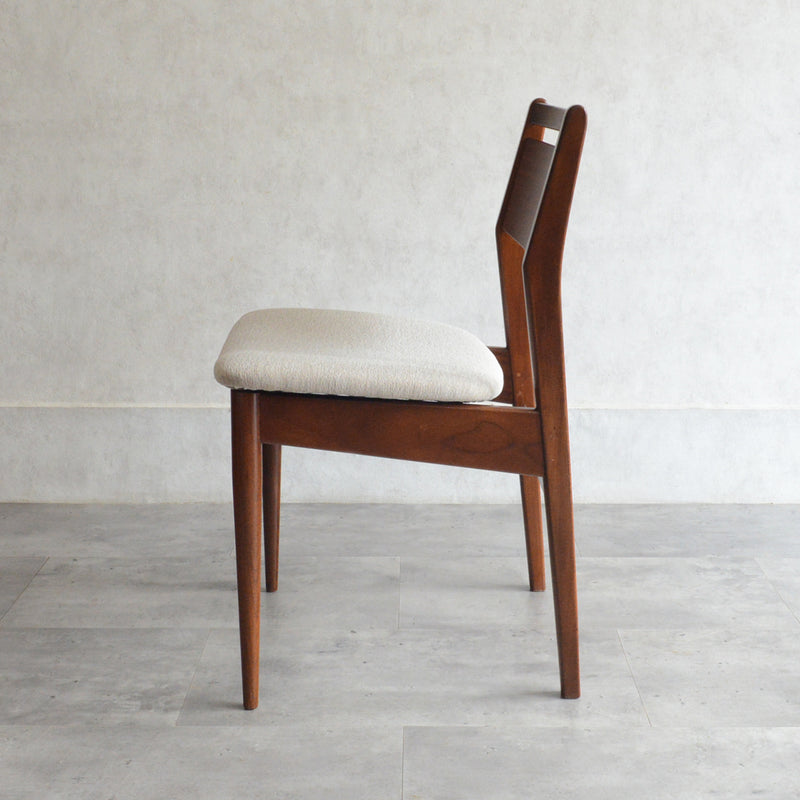 ヴィンテージ ダイニングチェア （アイボリー）07