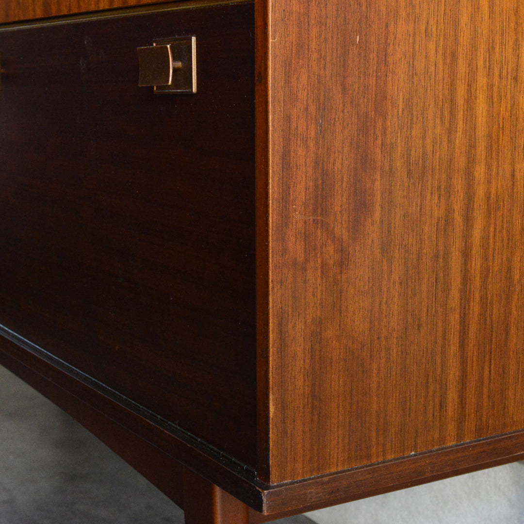 ミッドセンチュリー トーラ ショートサイドボード 73（天板剝離再塗装済）