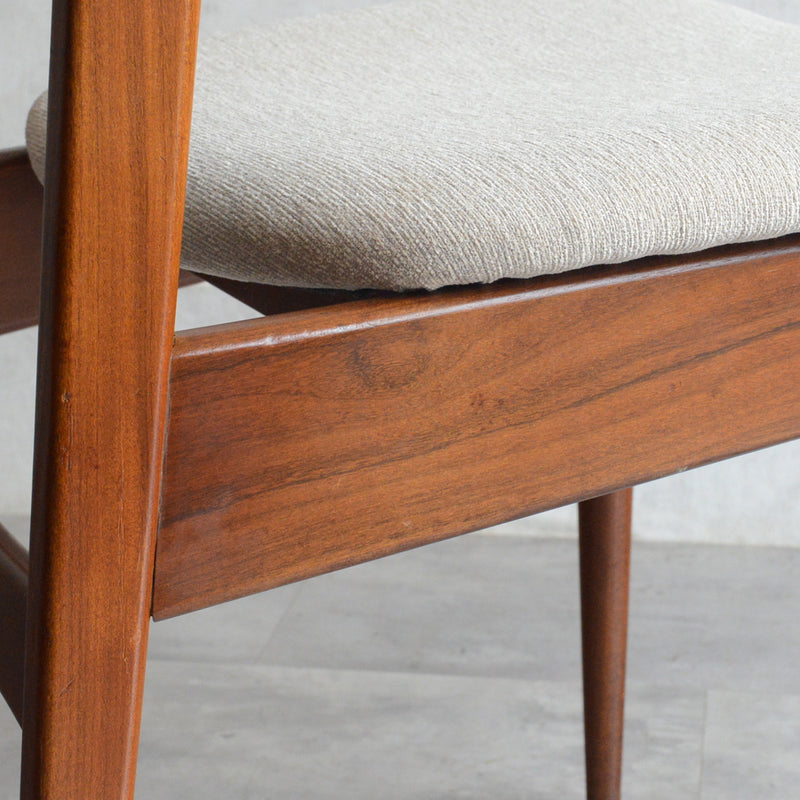 ヴィンテージ ダイニングチェア （アイボリー）07