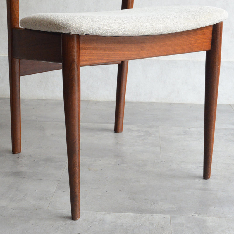 ヴィンテージ ダイニングチェア （アイボリー）07