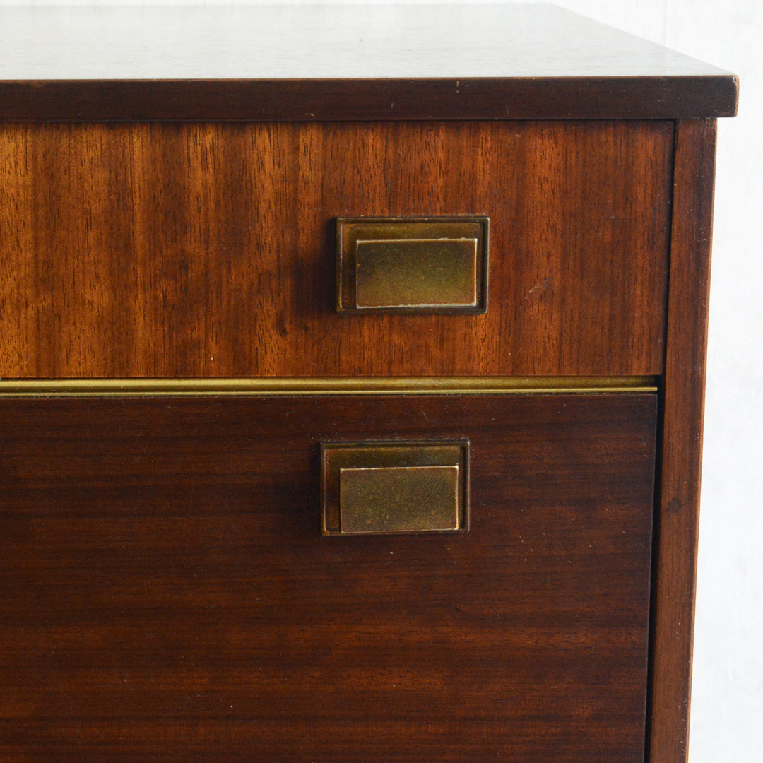 ミッドセンチュリー トーラ ショートサイドボード 73（天板剝離再塗装済）