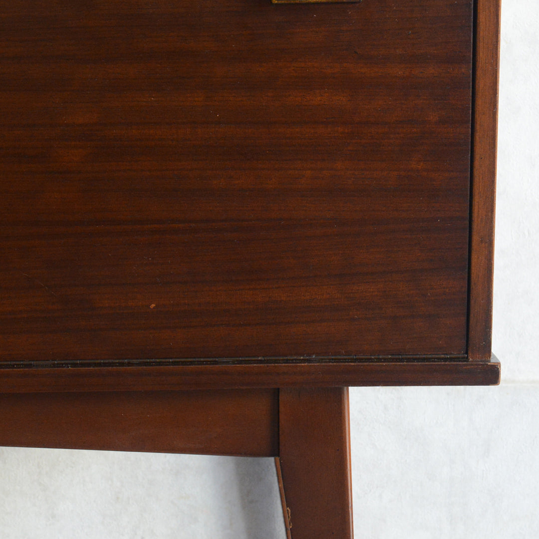 ミッドセンチュリー トーラ ショートサイドボード 73（天板剝離再塗装済）