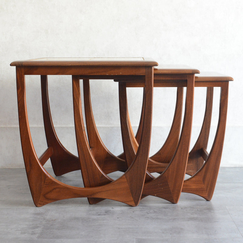 G-PLAN ジープラン タイルトップネストテーブル14