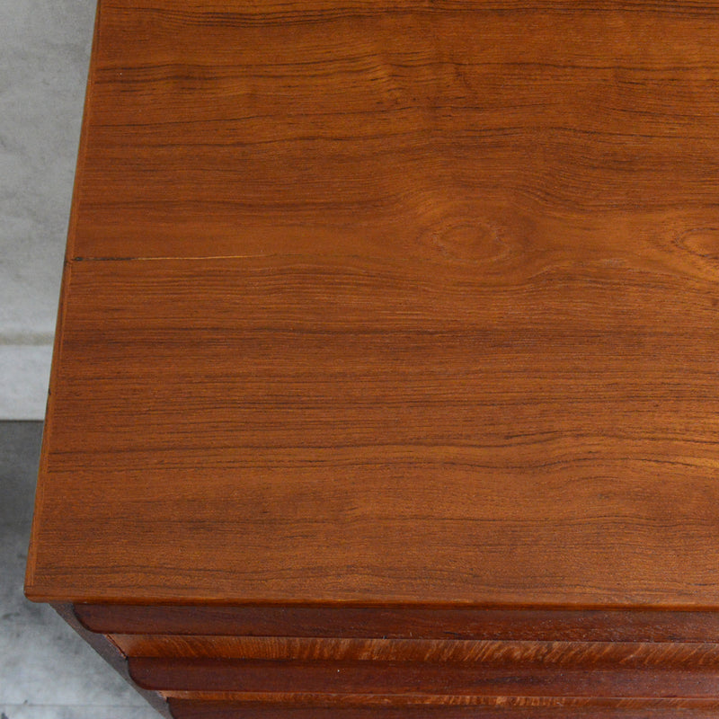 デンマークヴィンテージ  チーク ４段チェスト 8-64