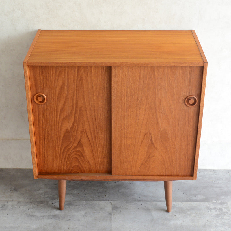 デンマークヴィンテージ　チーク キャビネット5-12(ウッドオイル仕上）