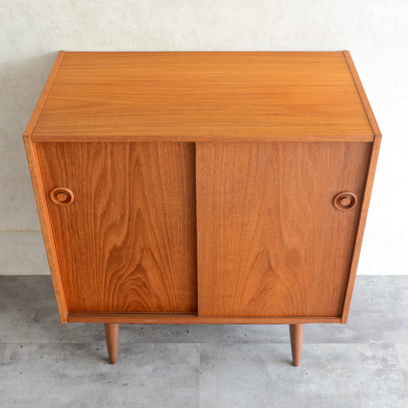 デンマークヴィンテージ　チーク キャビネット5-12(ウッドオイル仕上）