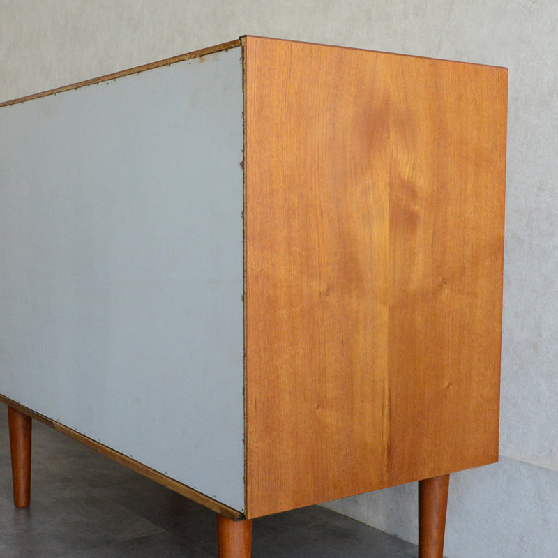 デンマーク ヴィンテージ　チーク キャビネット5-66