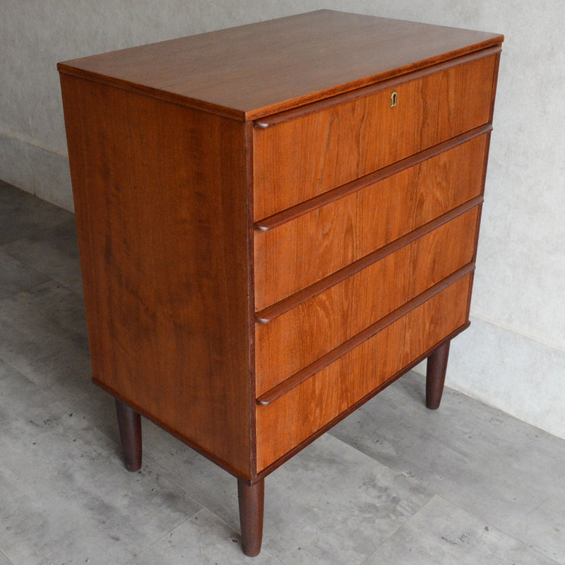 デンマークヴィンテージ  チーク ４段チェスト 8-64